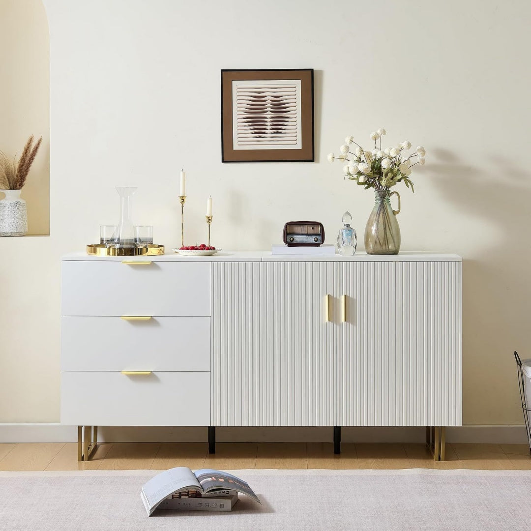 Buffet deco structure en acier gris clair pour le salon